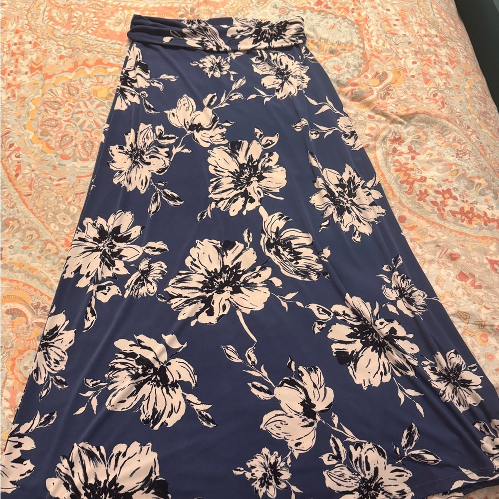 Gilli Blue and Cream A-line Midi Skirt Resort Wear